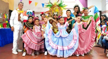 prog 8fy25 barranquillacarnival dancers2